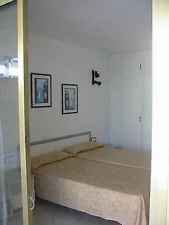 Apartamentos Novelty Arysal Salou Apartment